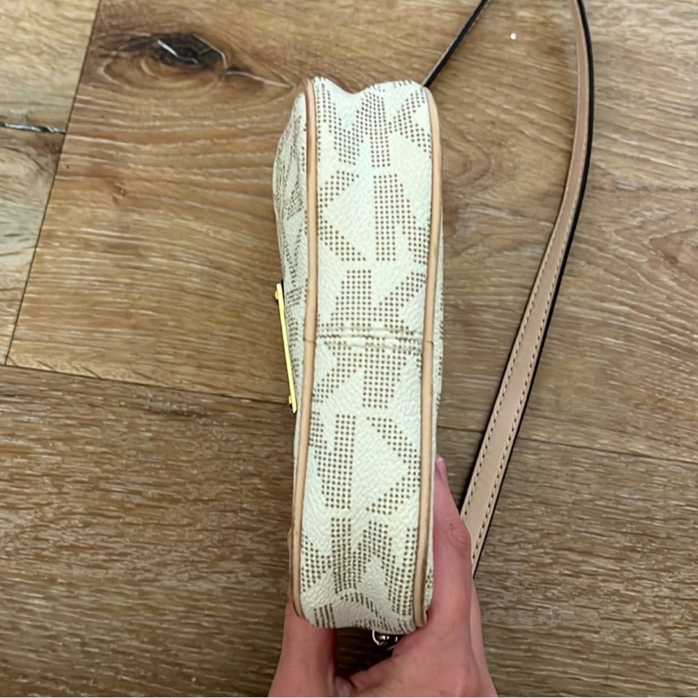 Michael Kors Vanilla Crossbody Bag - Picture 6 of 12